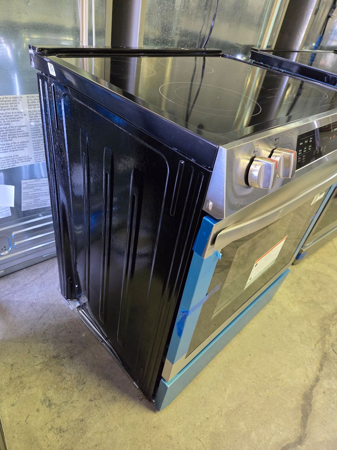 1232 FCFE3083AS  Frigidaire 30&quot; Electric Range