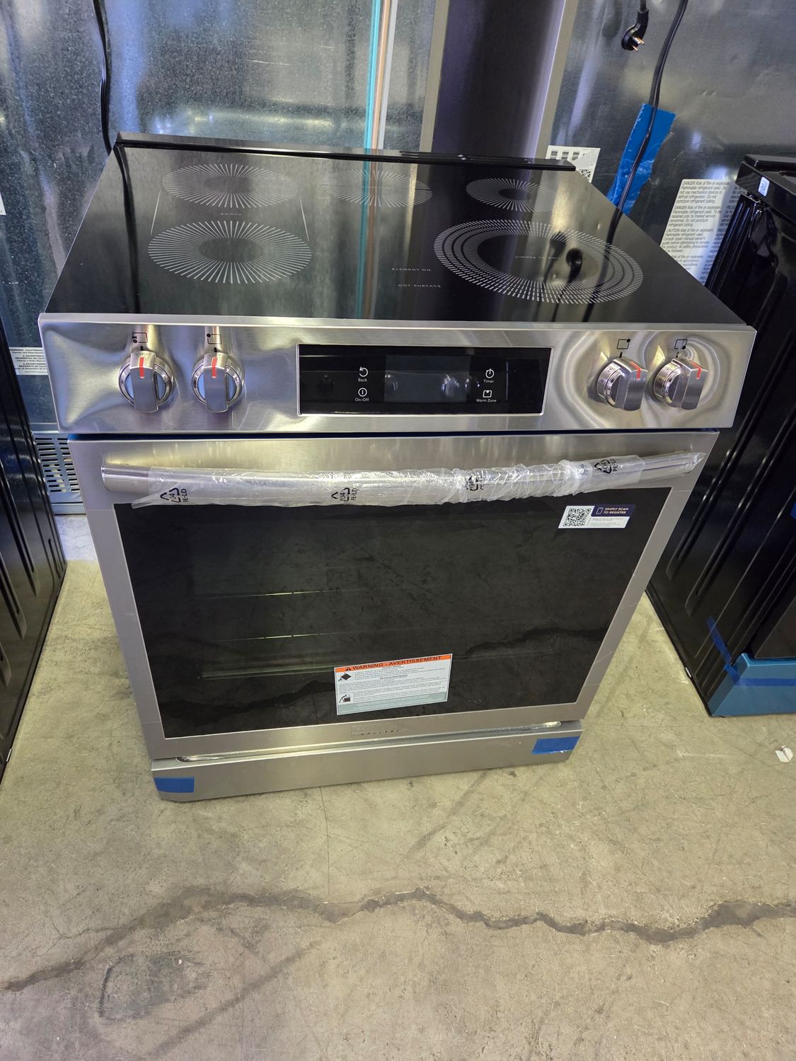 1270 GCFE3060BF Frigidaire Gallery 30&quot; Electric Range with 15+ Ways To Cook