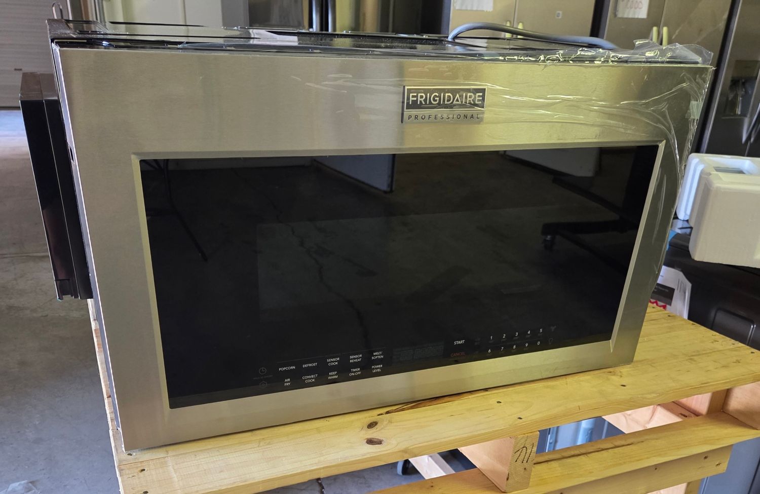 1170 PMOS1980AF Frigidaire Professional 1.9 Cu. Ft. Over-the Range Microwave with Air Fry