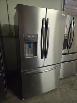 1274 GRFS2853AF Frigidaire Gallery 28 Cu. Ft. Standard-Depth French Door Refrigerator