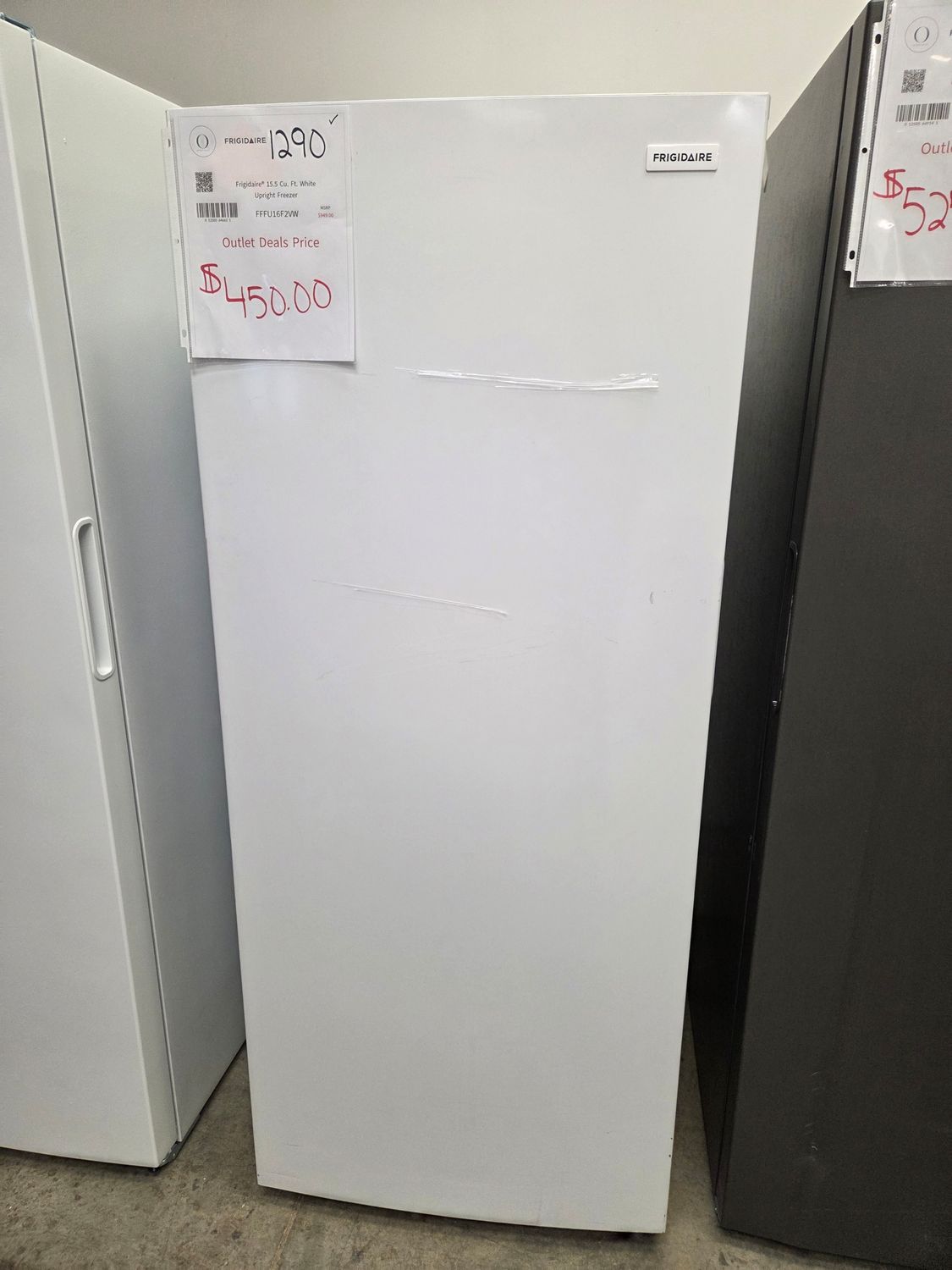 1290 FFFU16F2VW Frigidaire® 15.5 Cu. Ft. White Upright Freezer