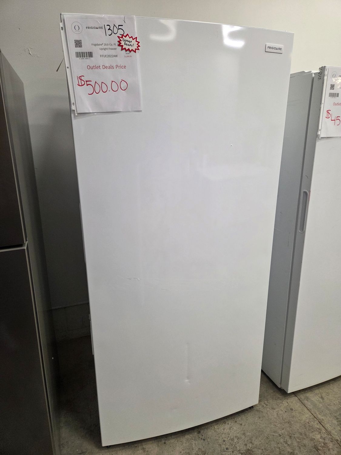 1305 FFUE2022AW Frigidaire® 20.0 Cu. Ft. White Upright Freezer
