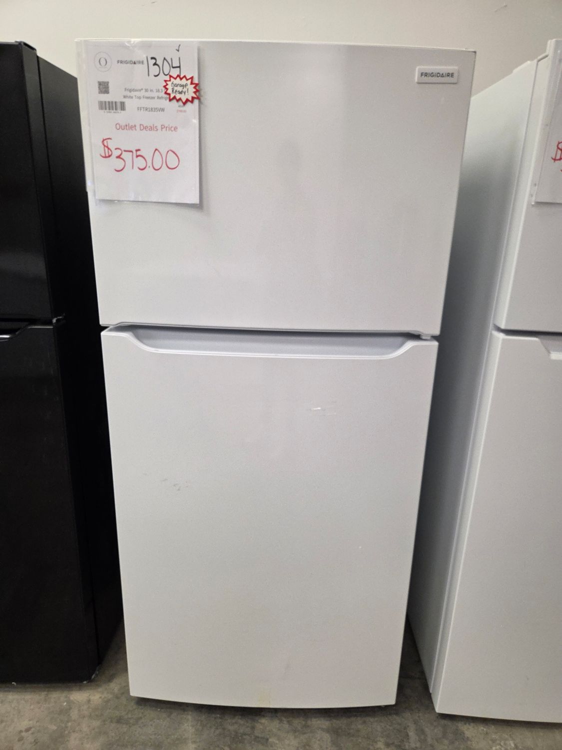 1304 FFTR1835VW Frigidaire® 30 in. 18.3 Cu. Ft. White Top Freezer Refrigerator