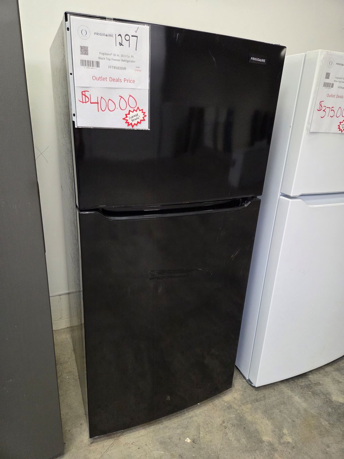 1297 FFTR1835VB Frigidaire® 30 in. 18.3 Cu. Ft. Black Top Freezer Refrigerator