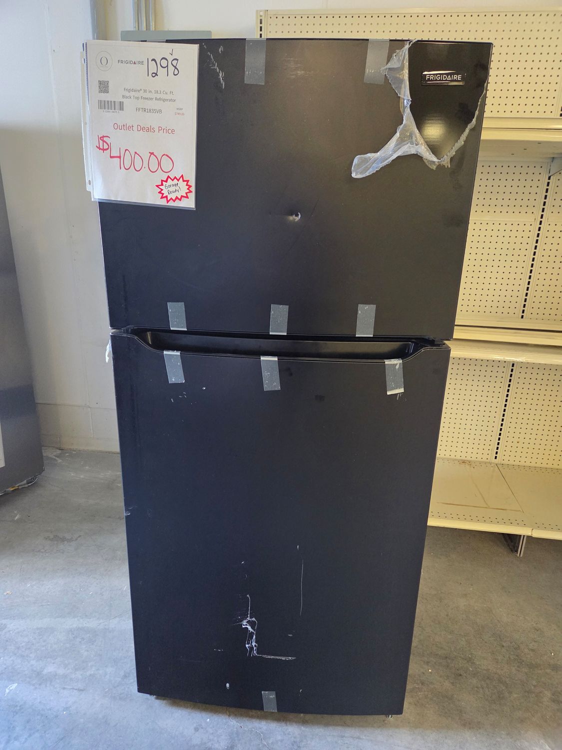 1298 FFTR1835VB Frigidaire® 30 in. 18.3 Cu. Ft. Black Top Freezer Refrigerator