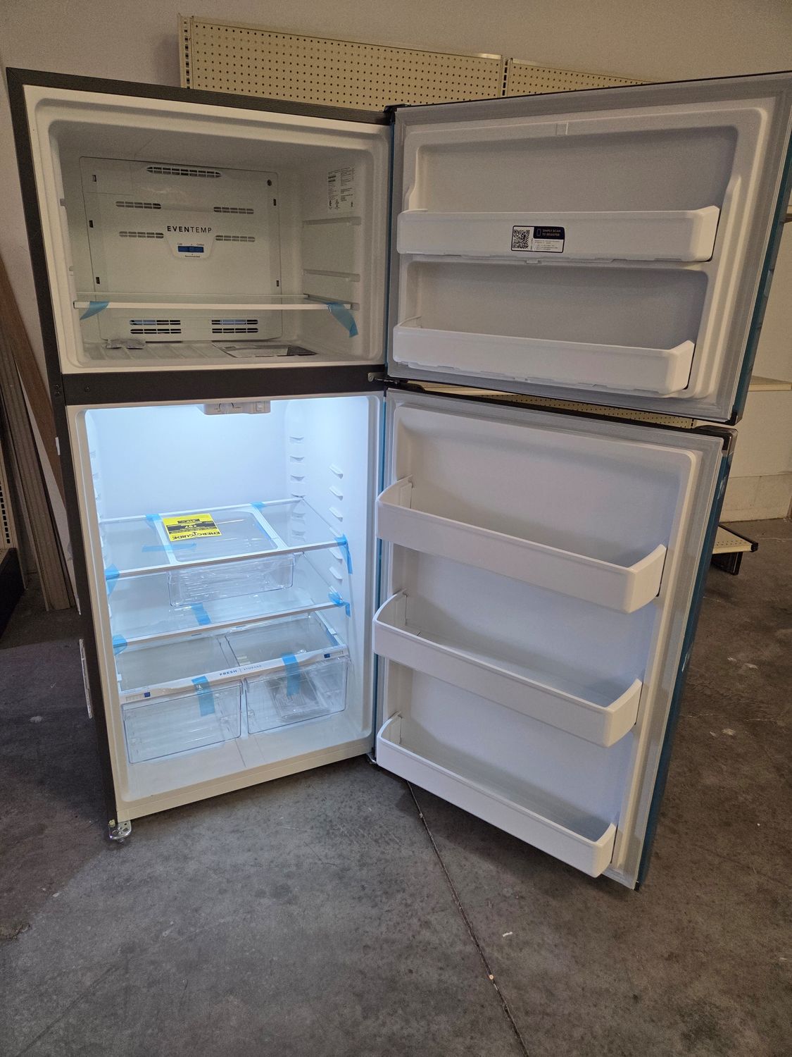 1300 FFTR1835VS  Frigidaire® 30 in. 18.3 Cu. Ft. Stainless Steel Top Freezer Refrigerator