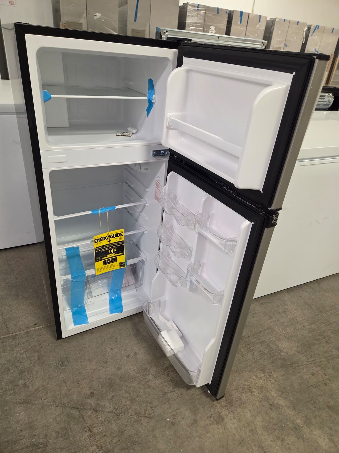 1296 FFPS4533UM Frigidaire 4.5 cu ft Compact Refrigerator