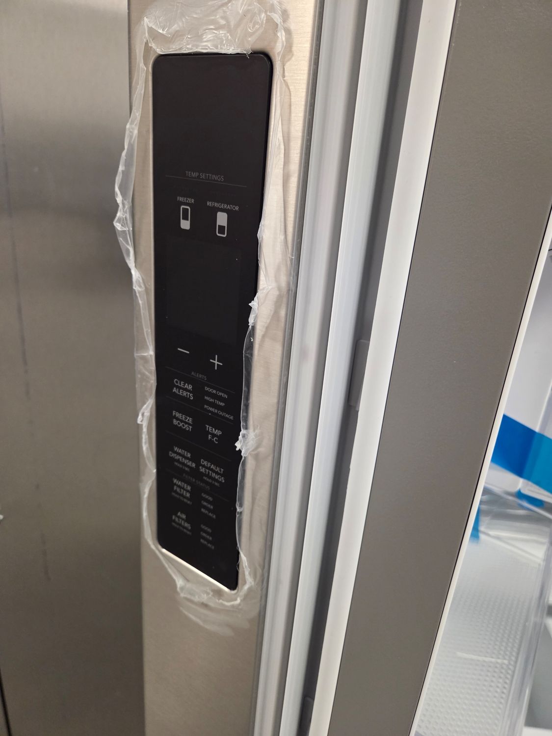 1309 FRFN2813AF Frigidaire® 36 in. 28.8 Cu. Ft Smudge-Proof® Stainless Steel French Door Refrigerator