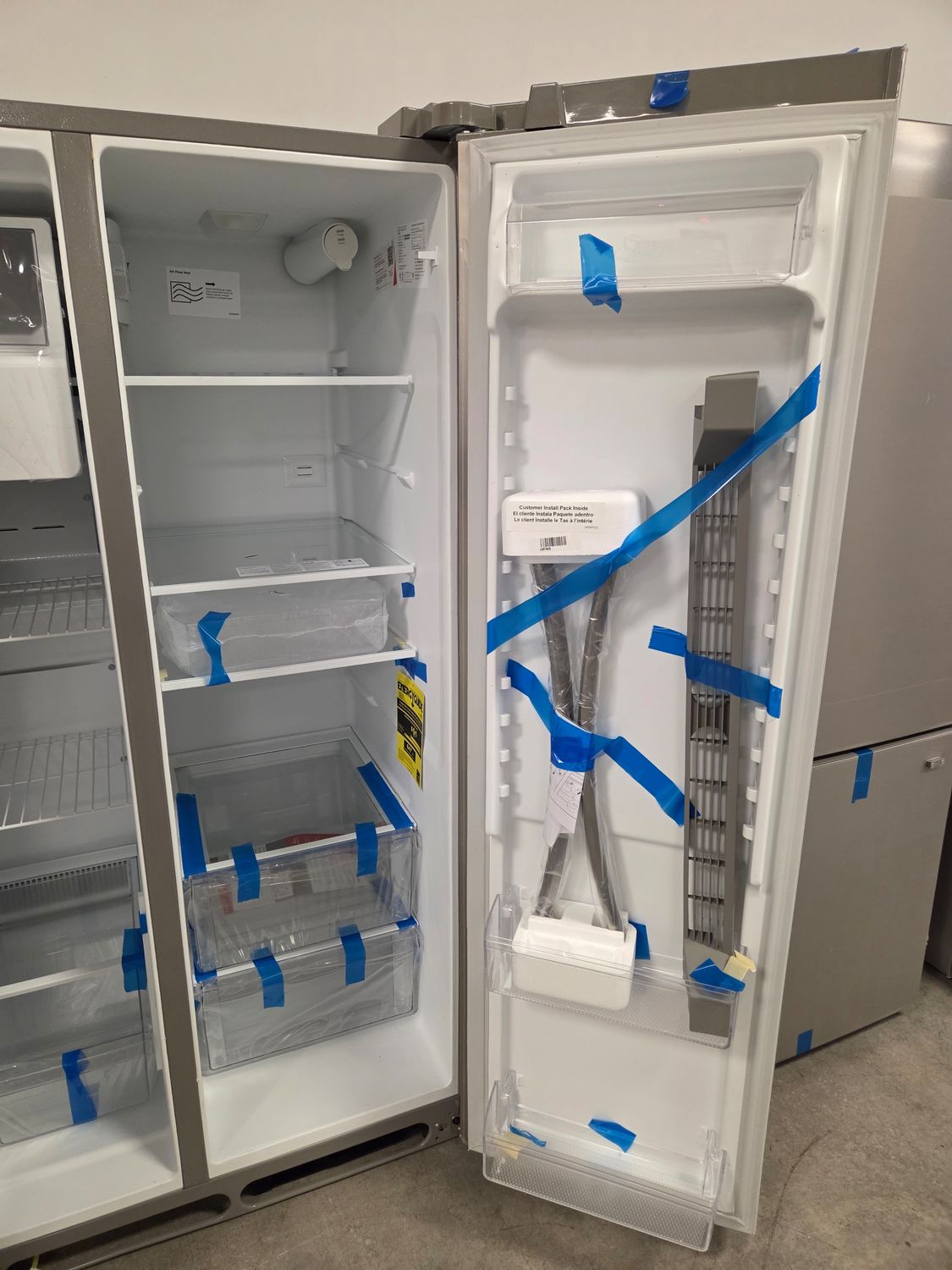 1314 FRSS2623AS Frigidaire® 36&quot; 25.6 Cu. Ft. Stainless Steel Side-by-Side Refrigerator