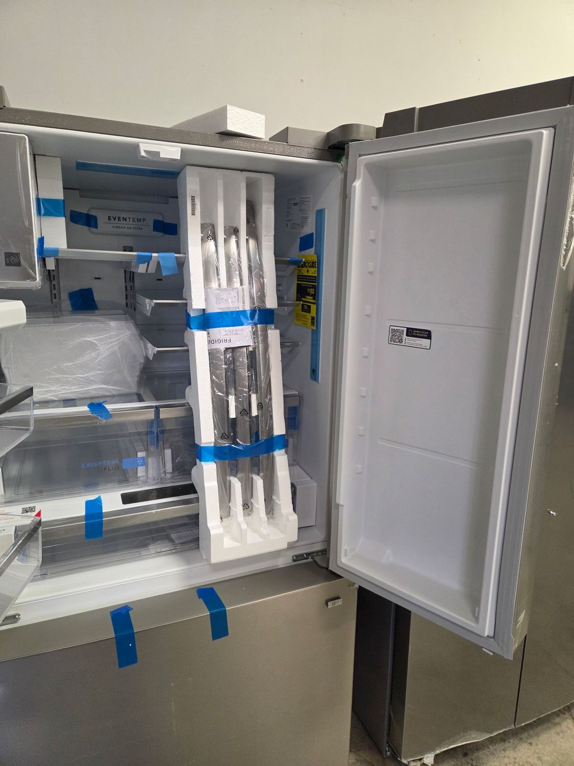 1378 GRFS2853AF Frigidaire Gallery® 36 in. 27.8 Cu. Ft. Smudge-Proof® Stainless Steel French Door Refrigerator