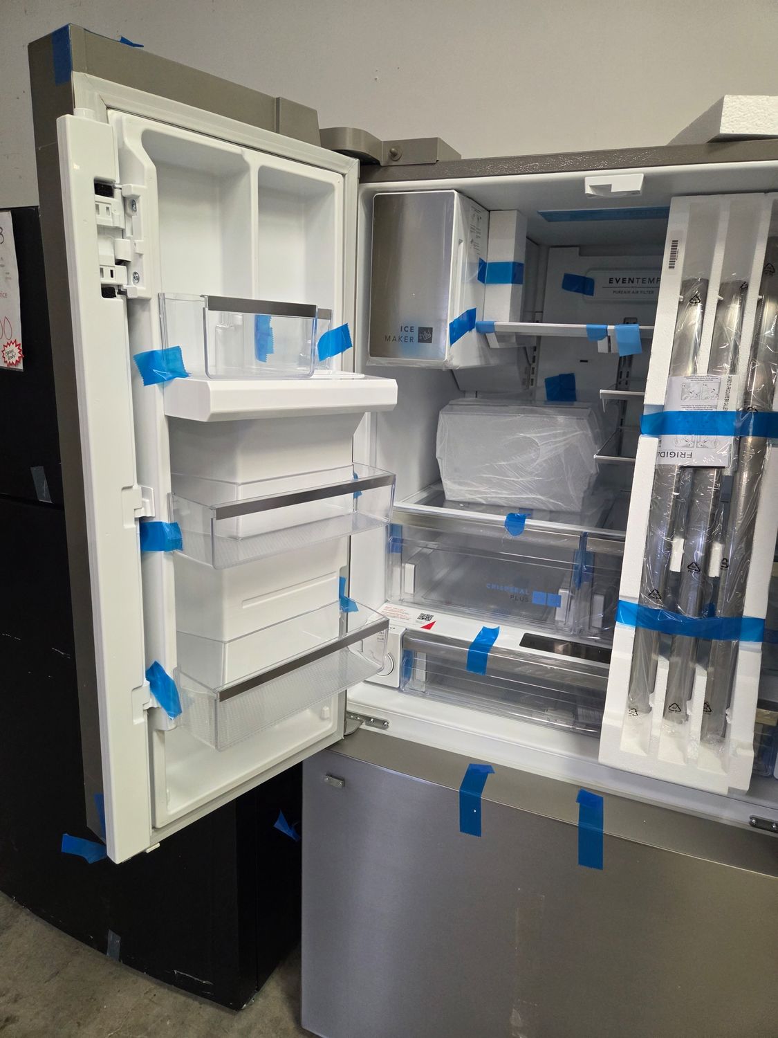 1378 GRFS2853AF Frigidaire Gallery® 36 in. 27.8 Cu. Ft. Smudge-Proof® Stainless Steel French Door Refrigerator