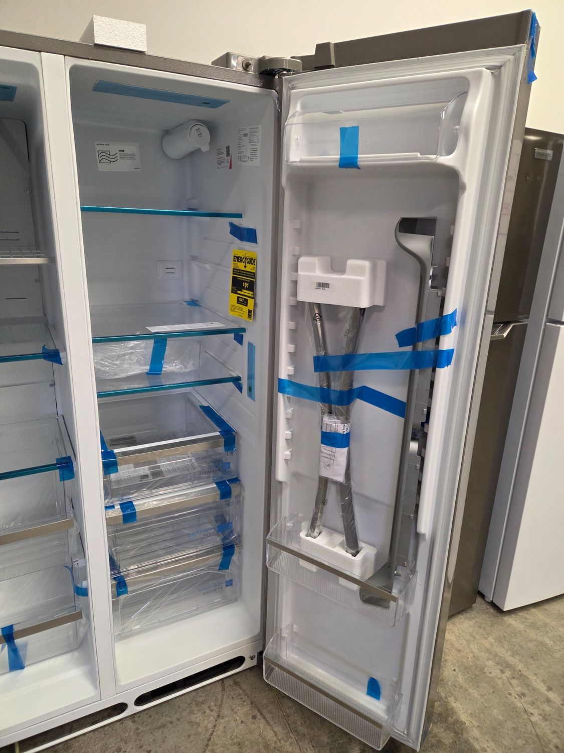 1379 GRSS2652AF Frigidaire Gallery® 36 in. 25.6 Cu. Ft. Smudge-Proof® Stainless Steel Side-by-Side Refrigerator