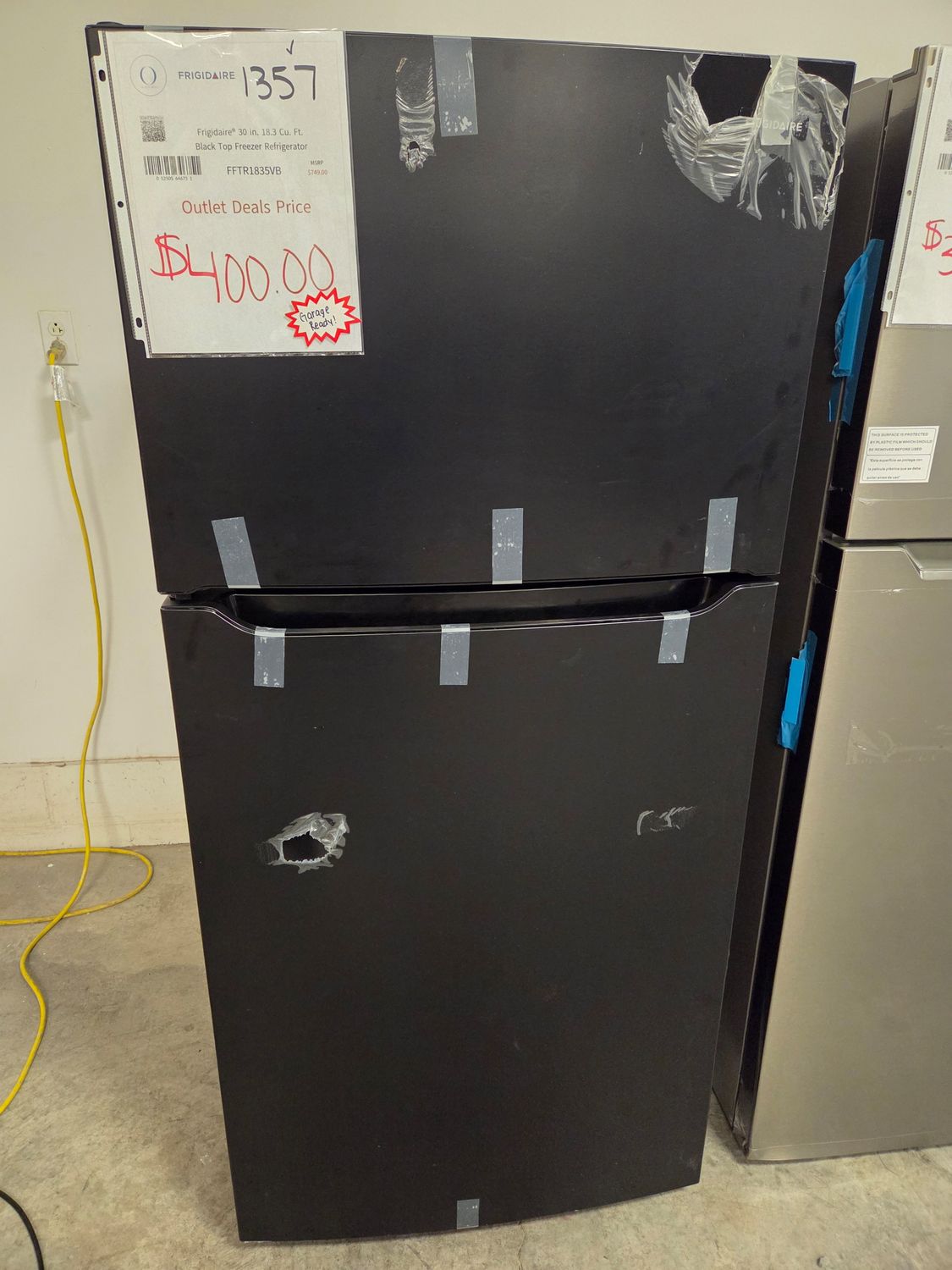 1357 FFTR1835VB Frigidaire® 30 in. 18.3 Cu. Ft. Black Top Freezer Refrigerator