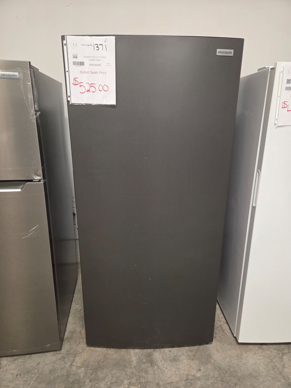 1371 FRUF2020AN Frigidaire® 20.0 Cu. Ft. Carbon Upright Freezer