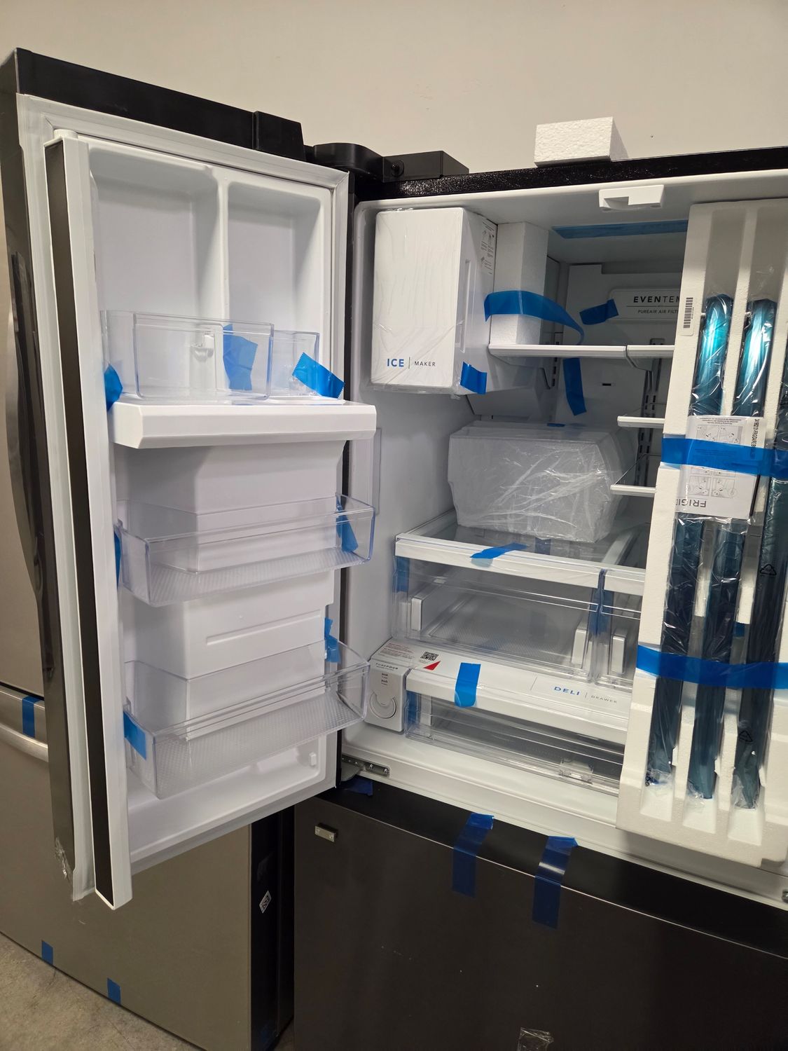 1369 FRFS2823AD Frigidaire® 36 in. 27.8 Cu. Ft. Black Stainless Steel French Door Refrigerator