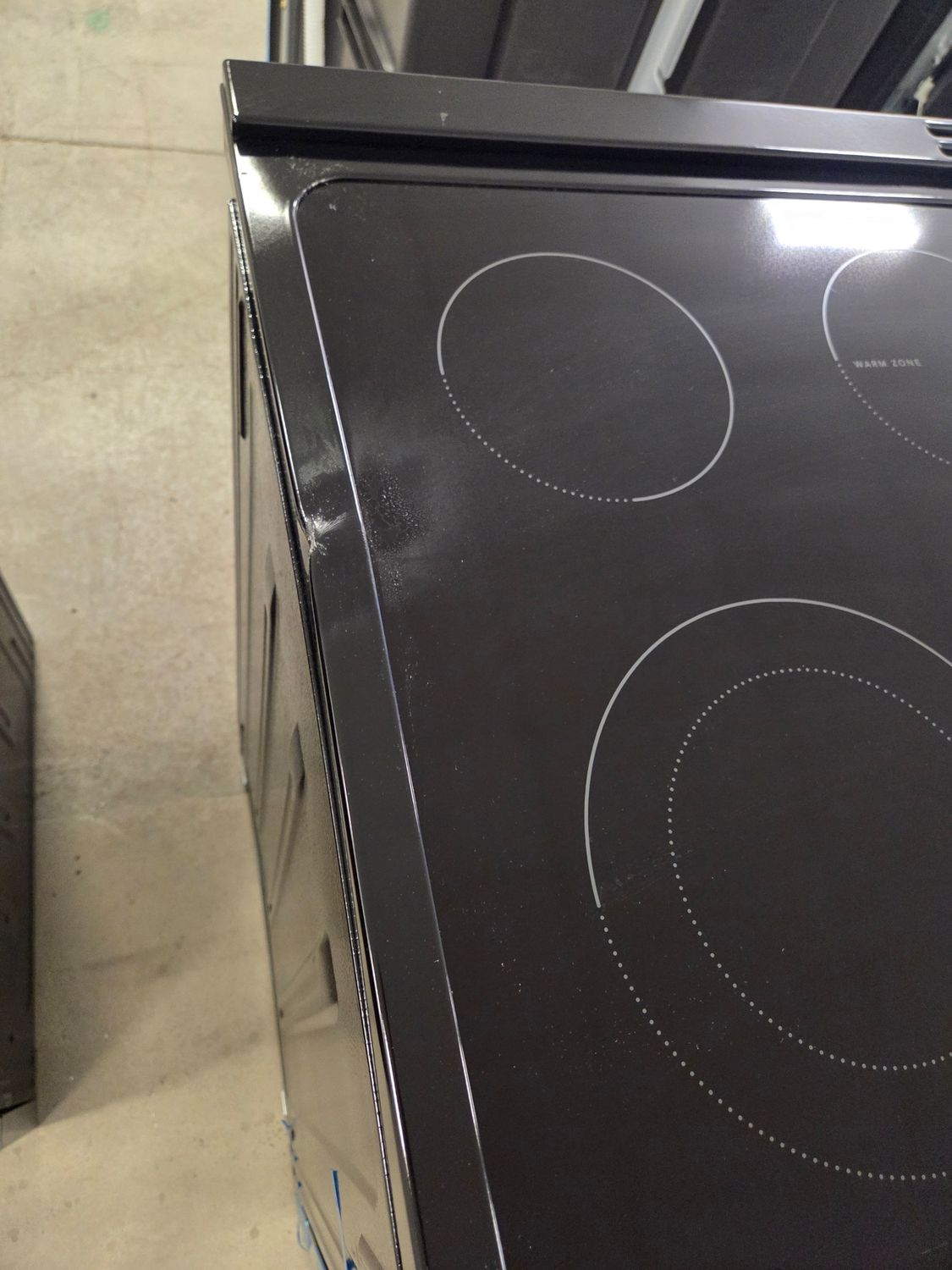 1334 FCFE3083AS Frigidaire® 30" Stainless Steel Freestanding Electric Range