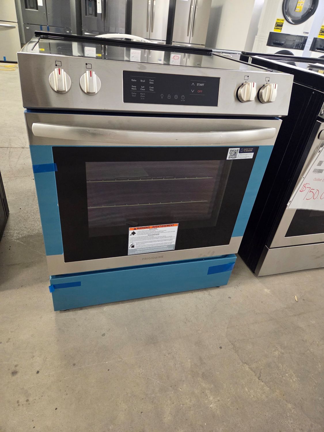 1334 FCFE3083AS Frigidaire® 30" Stainless Steel Freestanding Electric Range