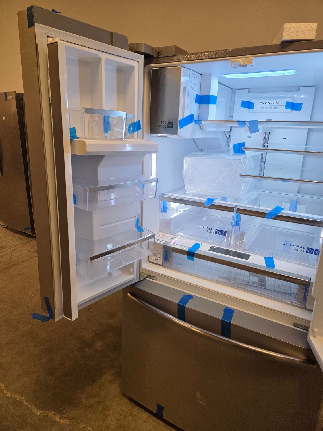 1378 GRFS2853AF Frigidaire Gallery® 36 in. 27.8 Cu. Ft. Smudge-Proof® Stainless Steel French Door Refrigerator