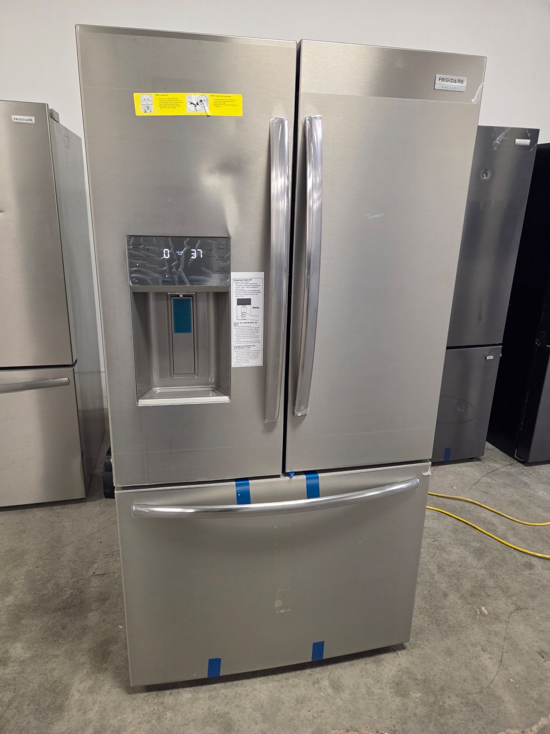 1378 GRFS2853AF Frigidaire Gallery® 36 in. 27.8 Cu. Ft. Smudge-Proof® Stainless Steel French Door Refrigerator
