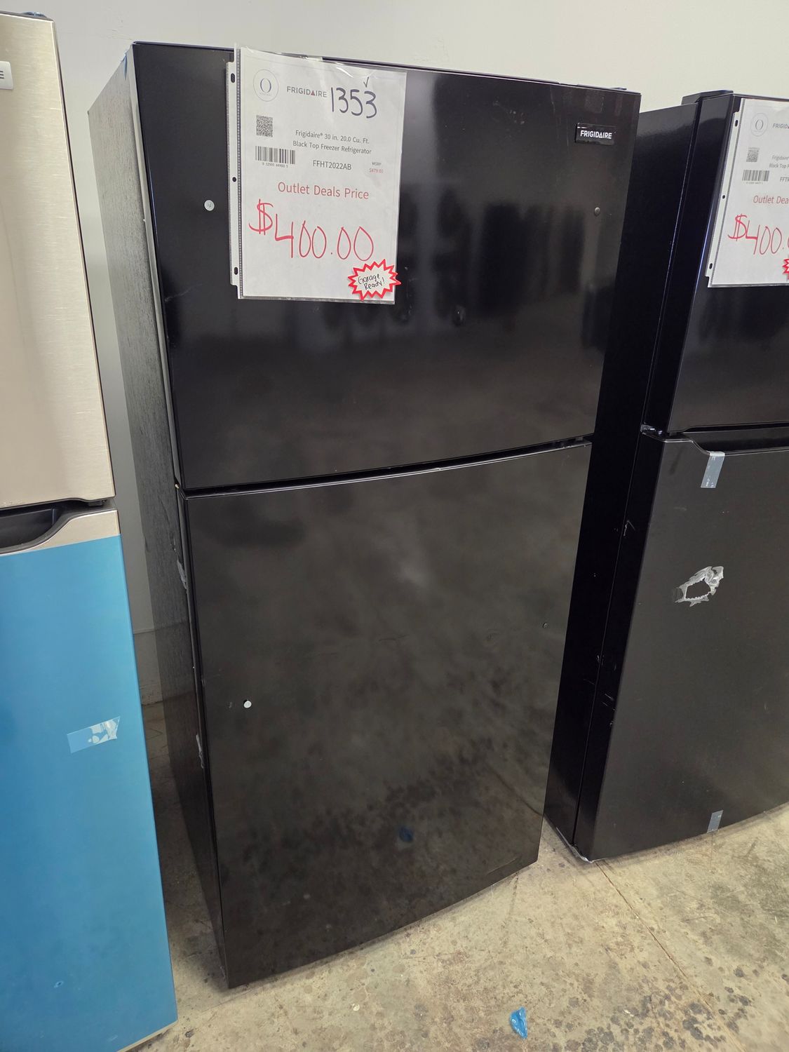 1353 FFHT2022AB Frigidaire® 30 in. 20.0 Cu. Ft. Black Top Freezer Refrigerator