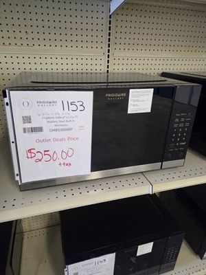 1153 GMBS3068BF Frigidaire Gallery® 2.2 Cu. Ft. Stainless Steel Built In Microwave