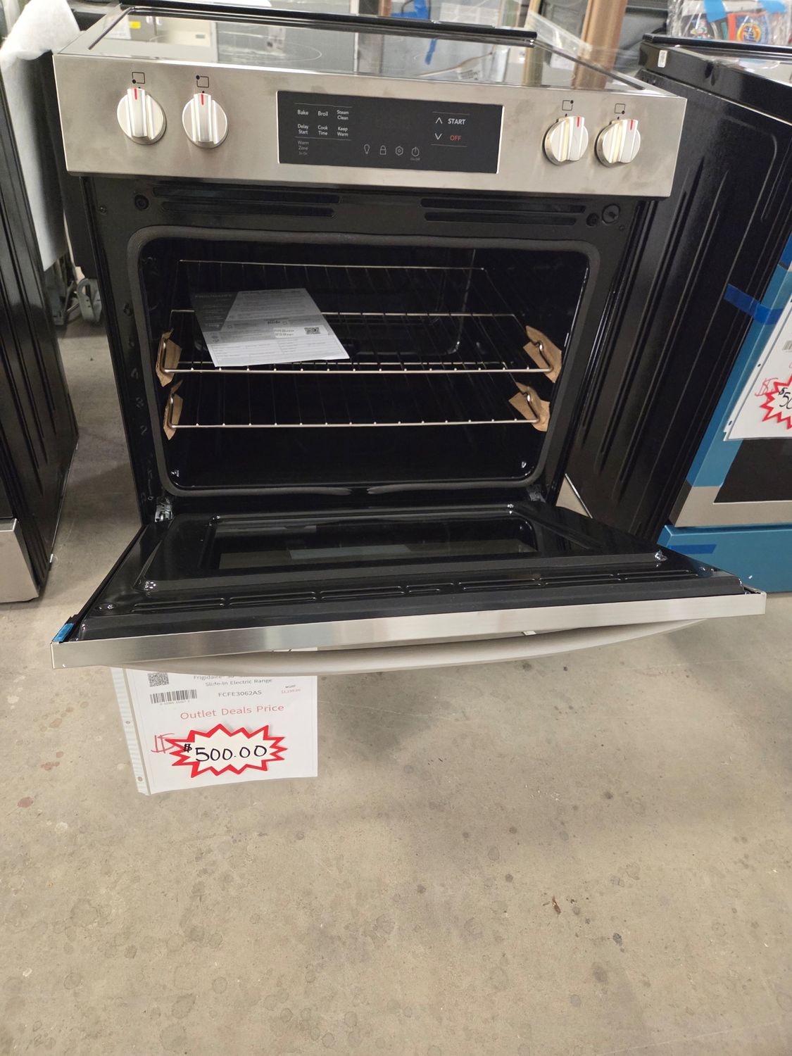 1333 FCFE3062AS Frigidaire® 30" Stainless Steel Slide-In Electric Range