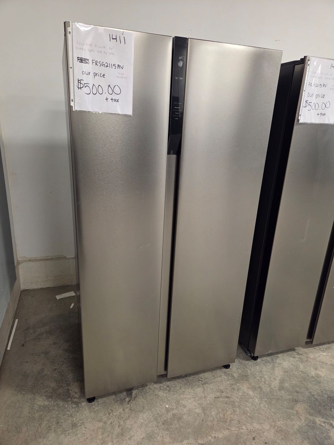 1411-8915 FRSG2115AV Frigidaire 21 Cu. Ft. 36" Counter-Depth Side-by-Side Refrigerator