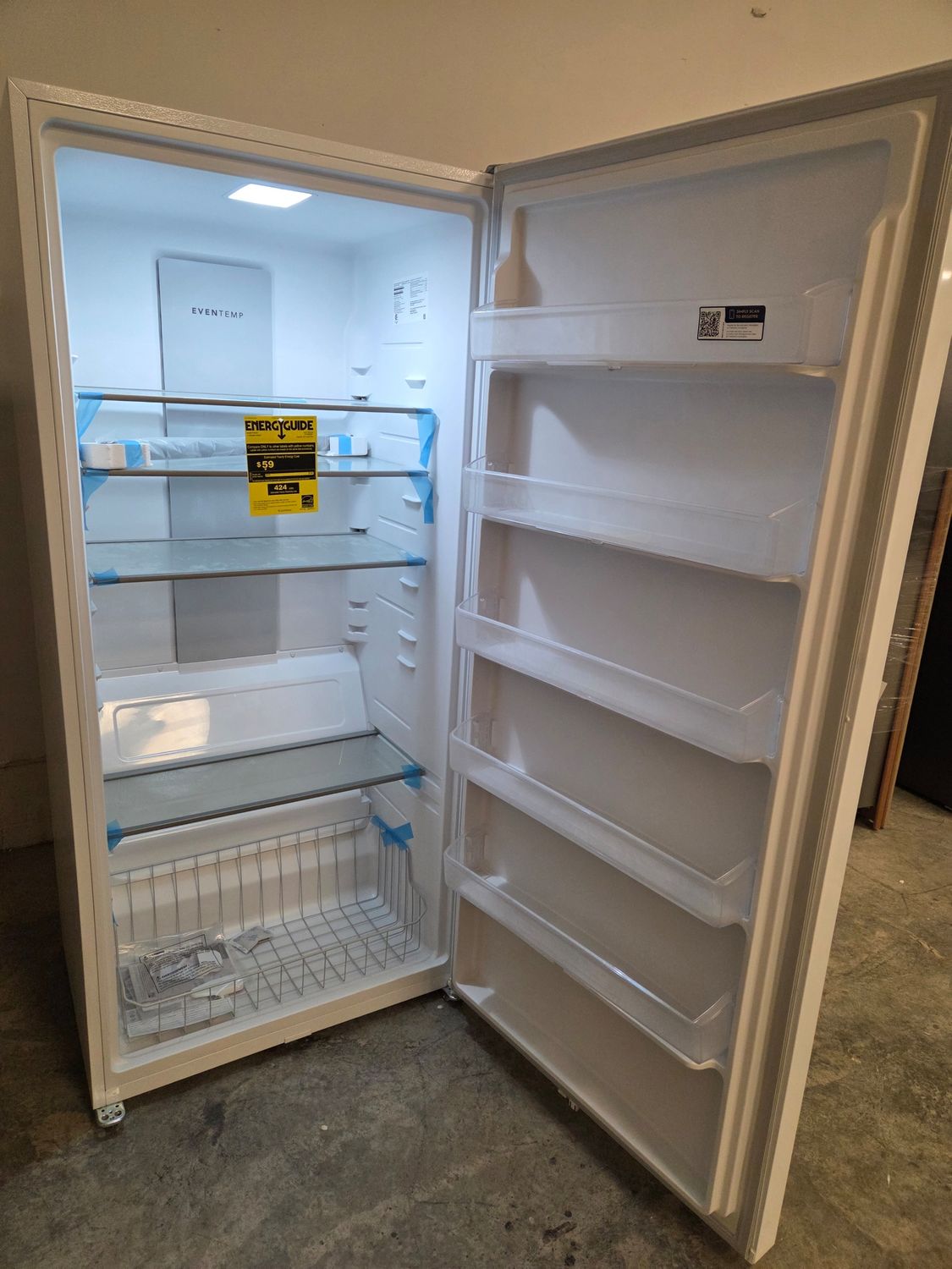 1405-4184 FFUE2024AW Frigidaire® 20 Cu. Ft. White Upright Freezer