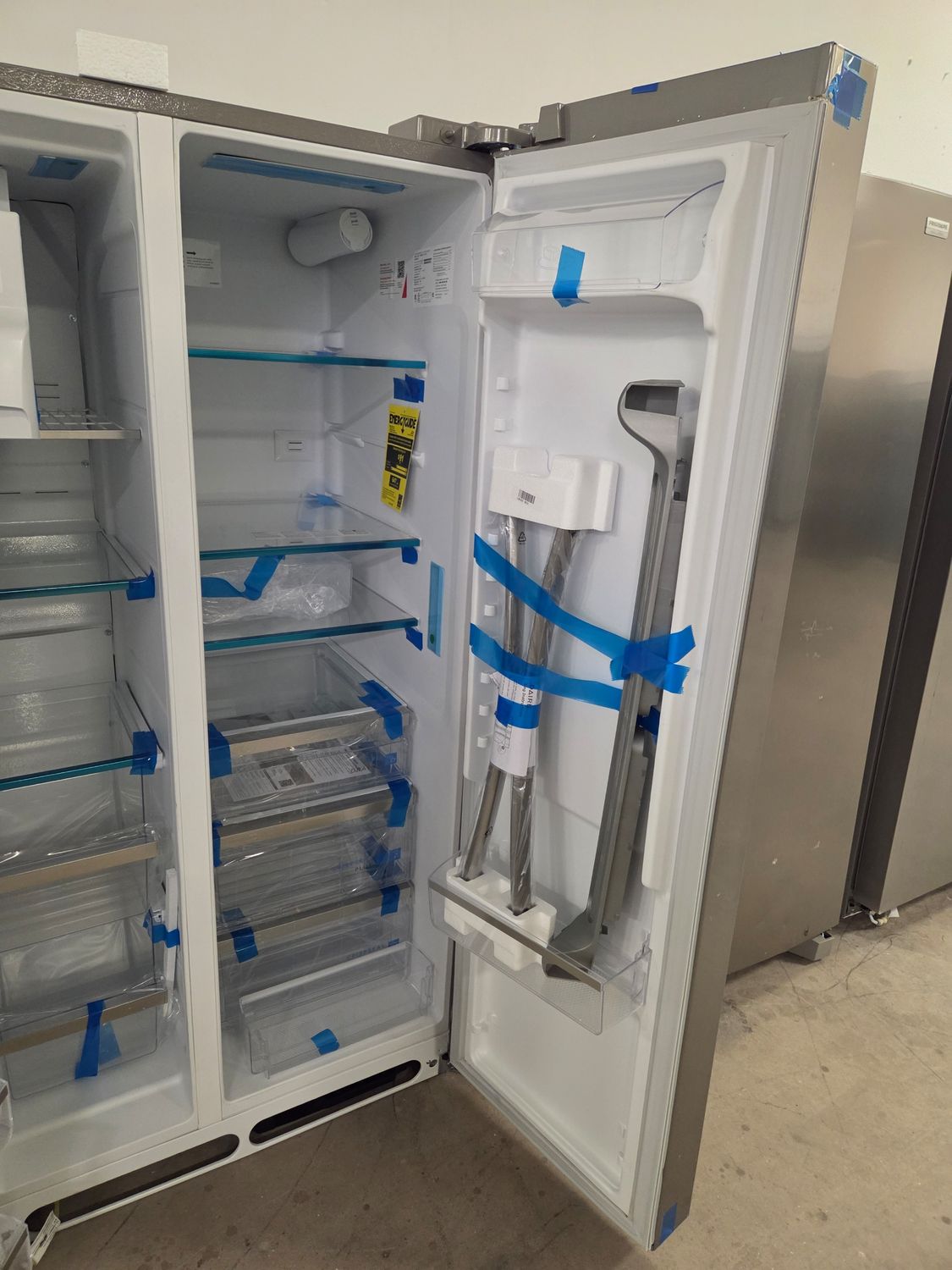 1427-3565 GRSS2652AF Frigidaire Gallery® 36 in. 25.6 Cu. Ft. Smudge-Proof® Stainless Steel Side-by-Side Refrigerator