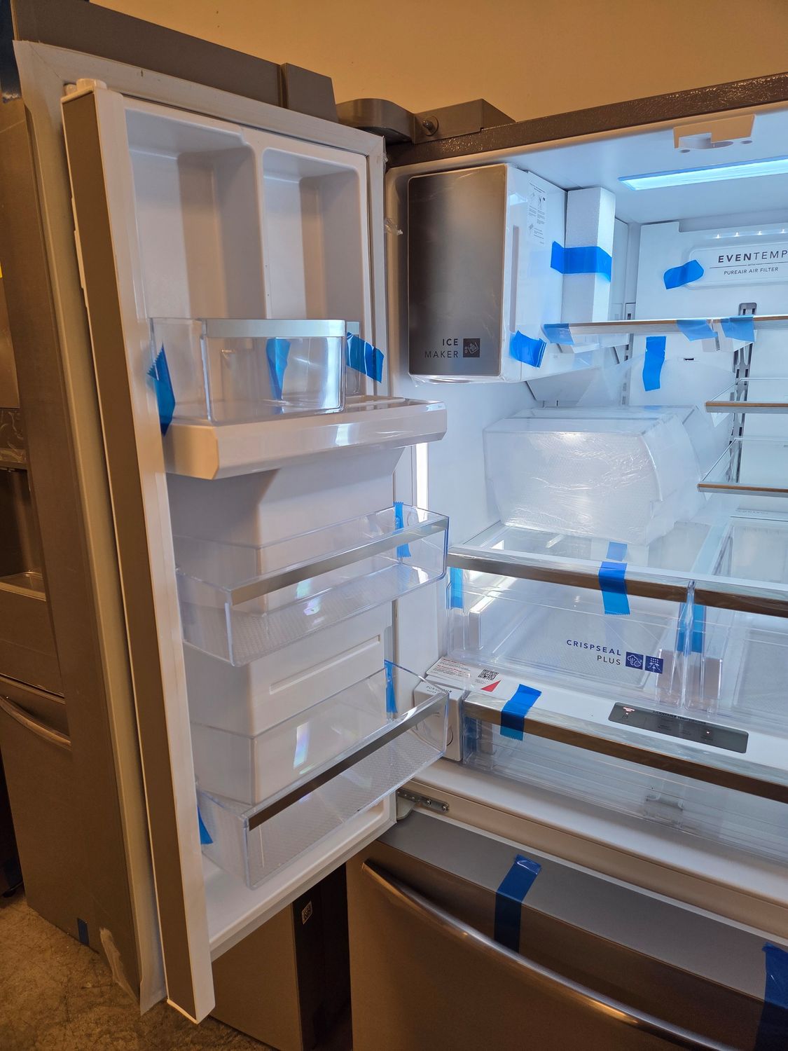 1423-7419 GRFS2853AF Frigidaire Gallery® 36 in. 27.8 Cu. Ft. Smudge-Proof® Stainless Steel French Door Refrigerator