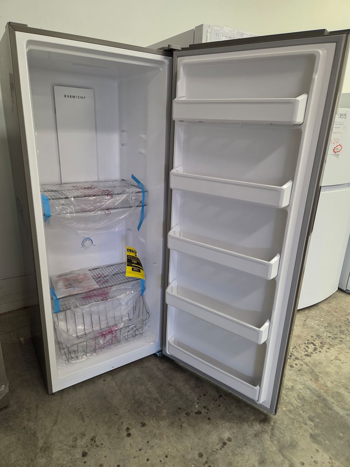 1396-0074 FFFU13F2VV Frigidaire® 13.0 Cu. Ft. Brushed Steel Upright Freezer