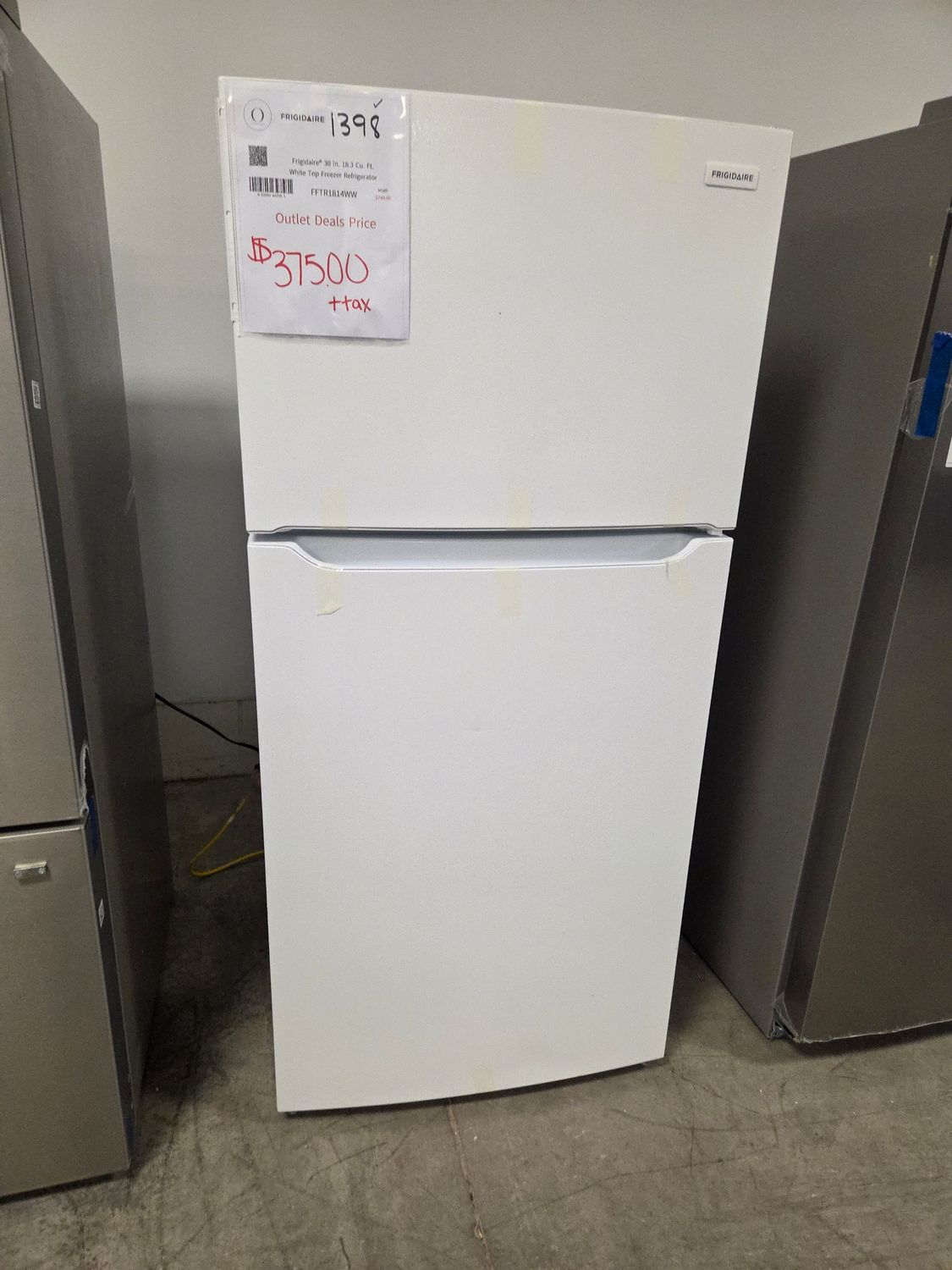 1398-3115 FFTR1814WW  Frigidaire® 30 in. 18.3 Cu. Ft. White Top Freezer Refrigerator