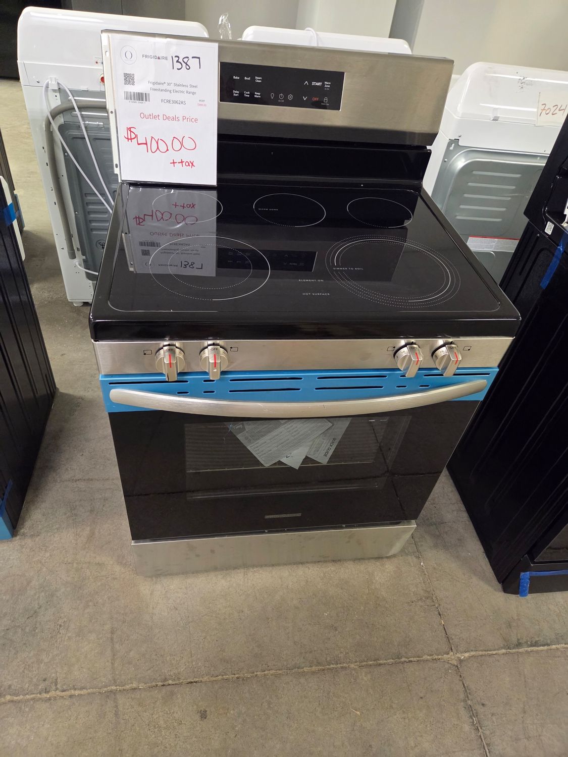 1387-0439 FCRE3062AS Frigidaire® 30" Stainless Steel Freestanding Electric Range