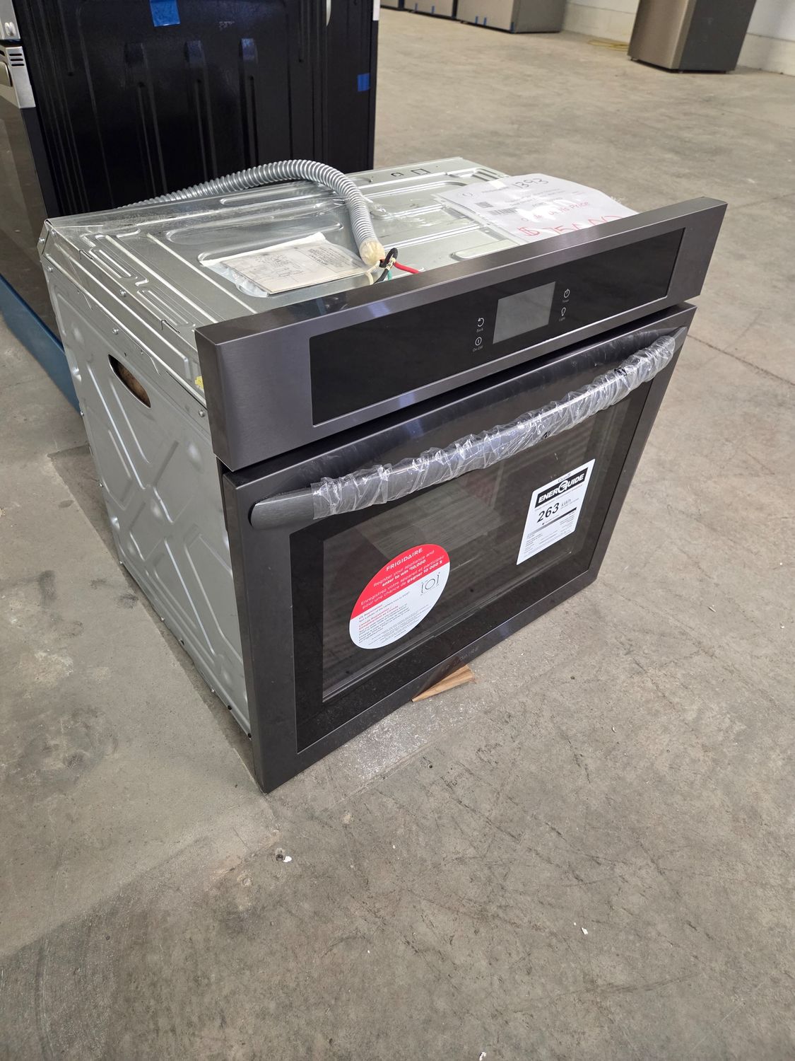 1393-6374 FCWS3027AD Frigidaire® 30" Black Stainless Steel Single Electric Wall Oven