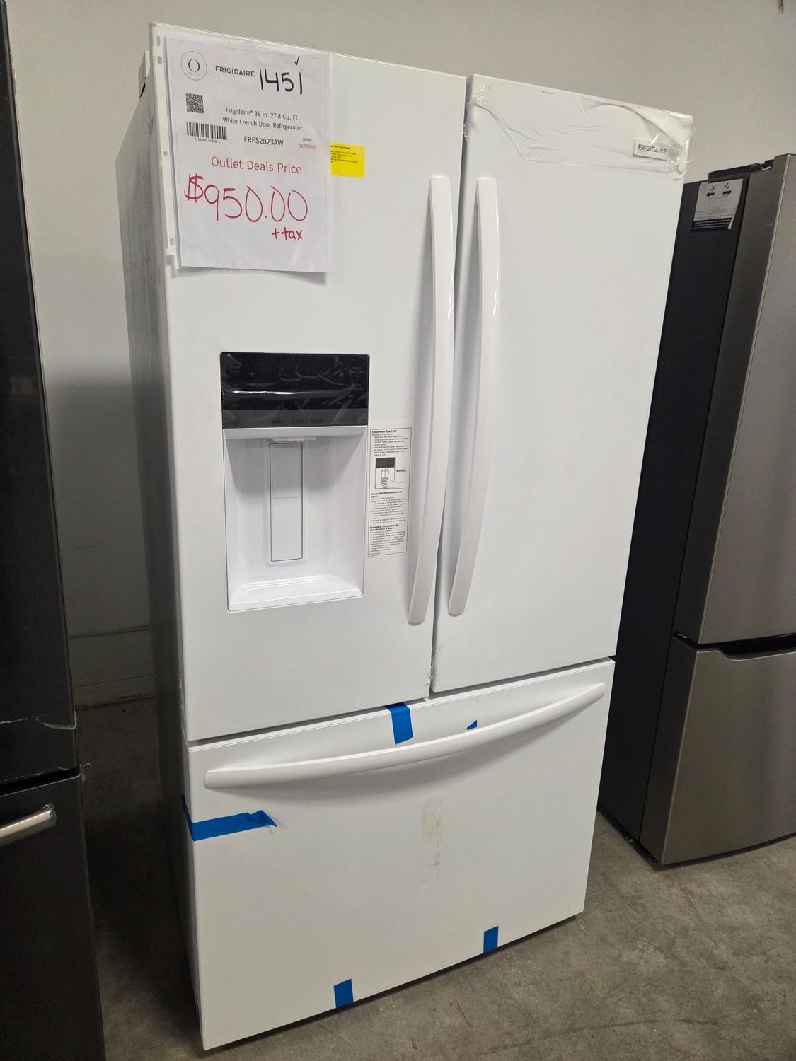 1451-4447 FRFS2823AW Frigidaire® 36 in. 27.8 Cu. Ft. White French Door Refrigerator