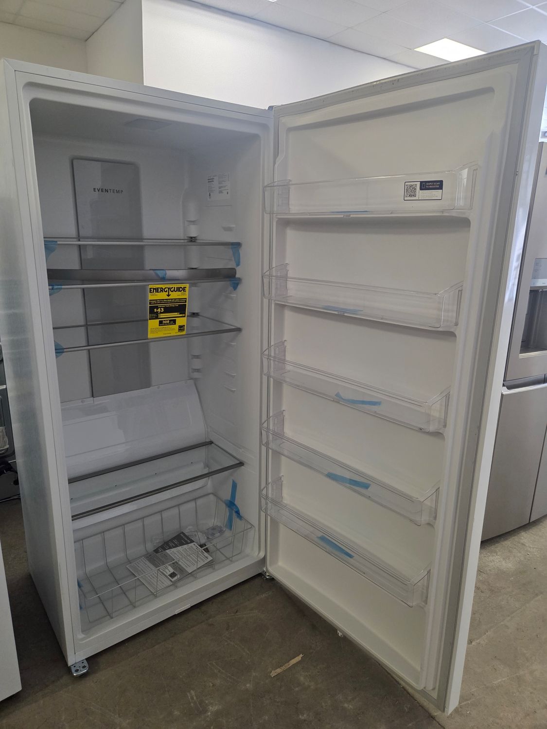 1447-4046 FRAE2024AW Frigidaire® 33 in. 20.0 Cu. Ft. White Freezerless Refrigerator