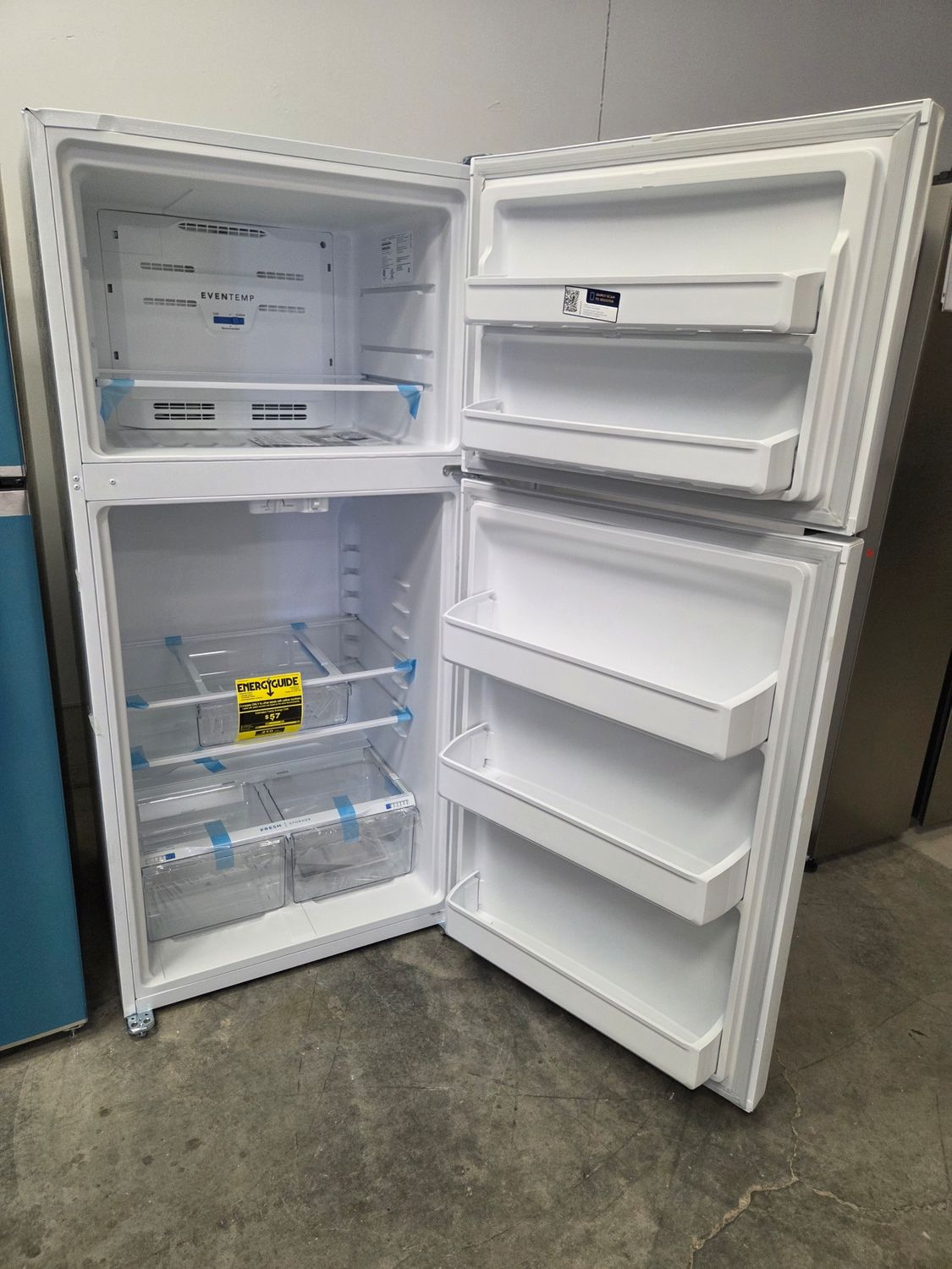 1442-5894 FFTR1835VW Frigidaire® 30 in. 18.3 Cu. Ft. White Top Freezer Refrigerator