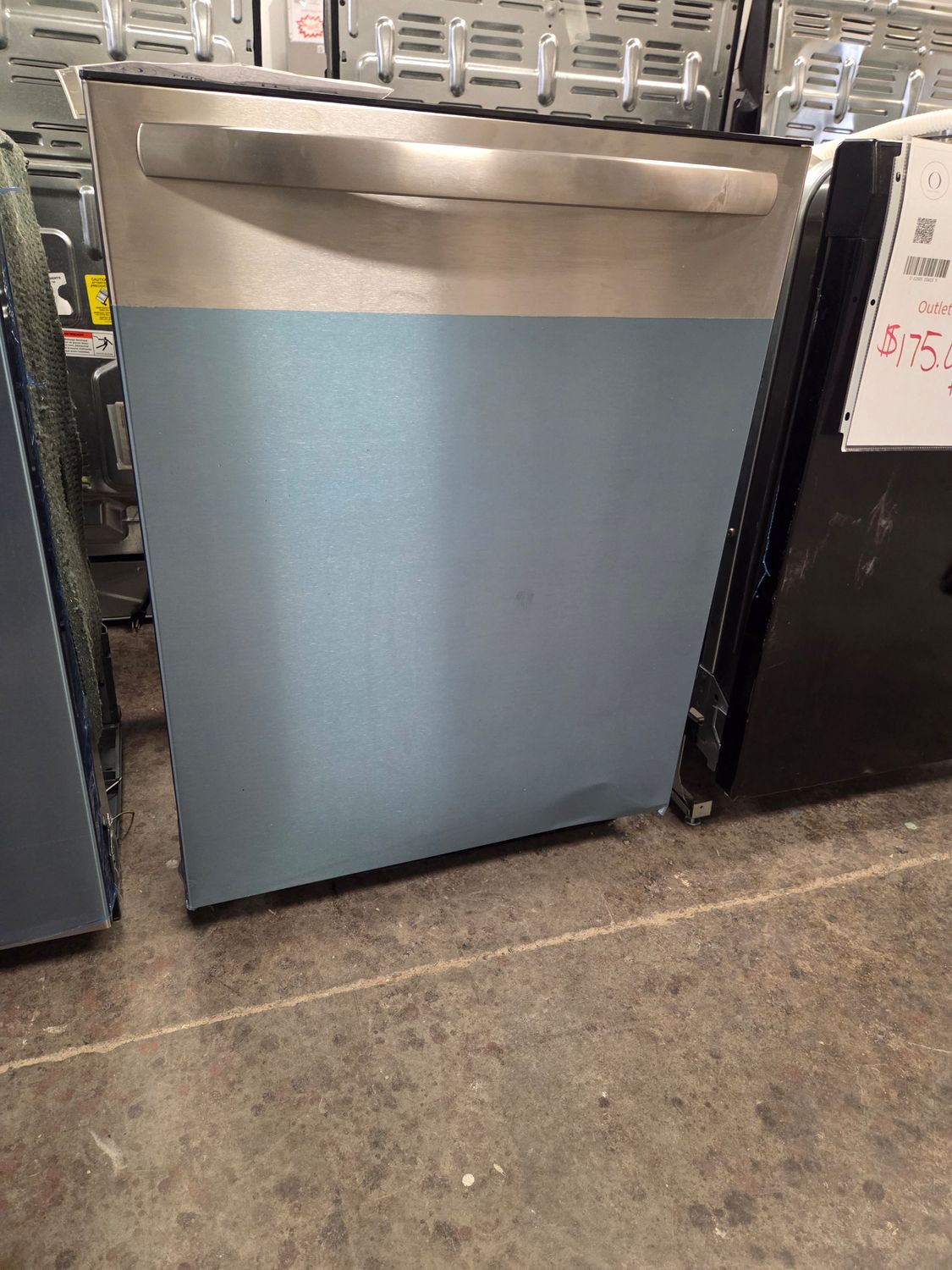 1489-0575 FDSH4501AS Frigidaire® 24" Stainless Steel Built In Dishwasher