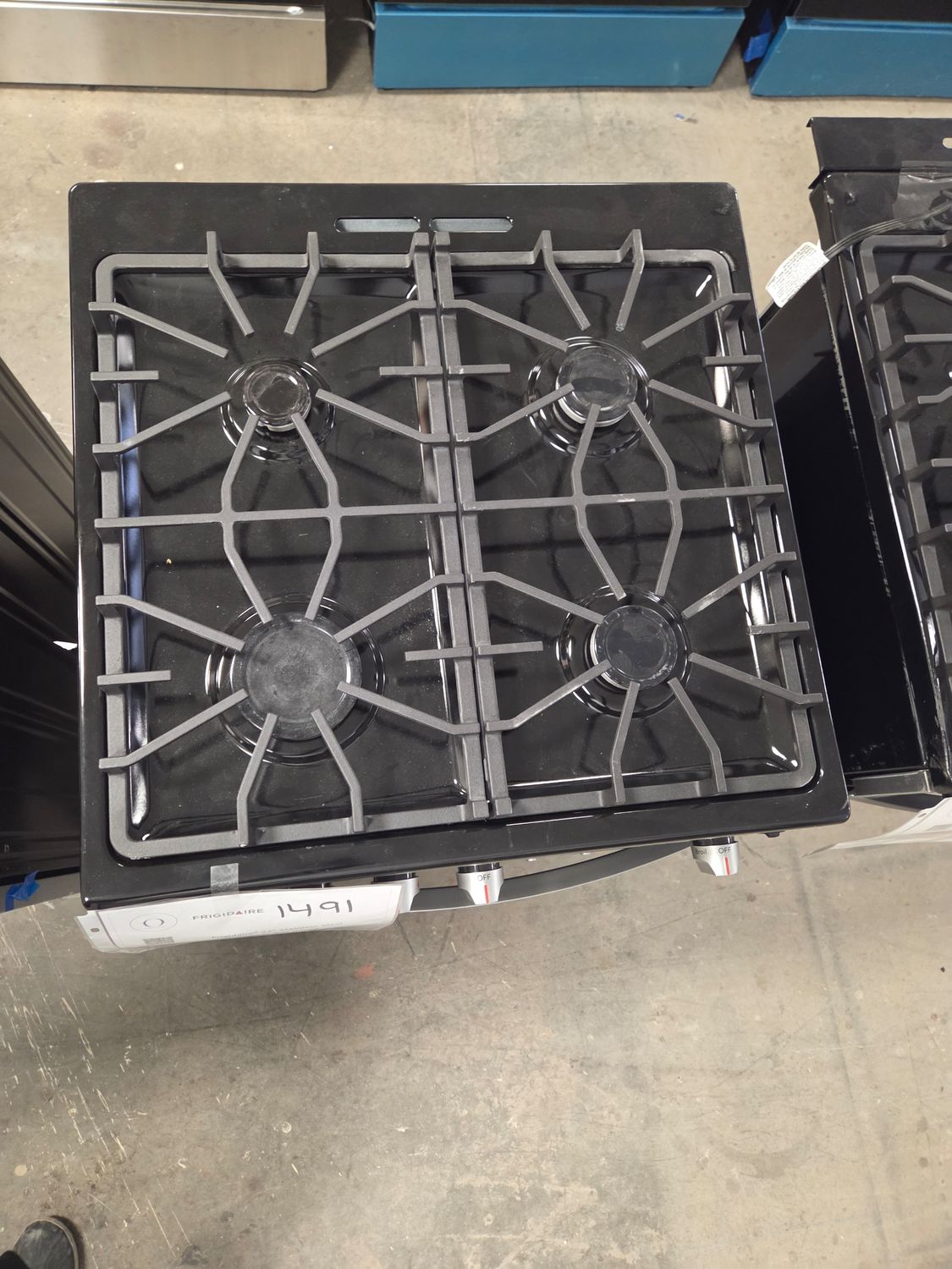 1491-0218 FFGH2422US Frigidaire® 24" Stainless Steel Slide-In Gas Range