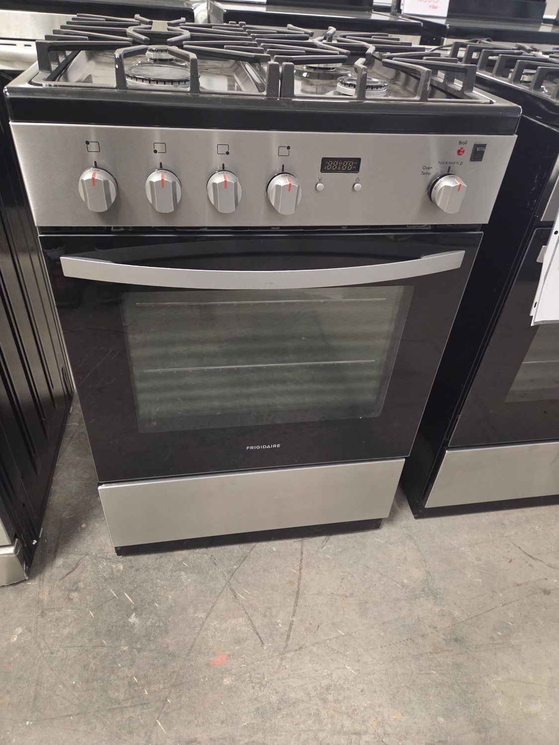 1491-0218 FFGH2422US Frigidaire® 24" Stainless Steel Slide-In Gas Range