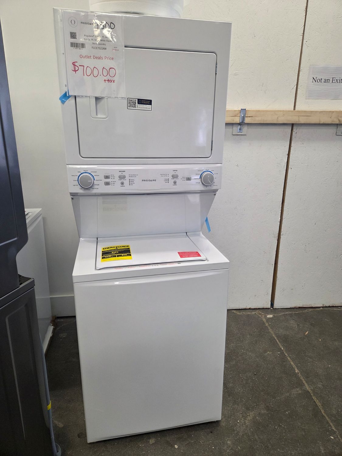 1500-6287  FLCE7522AW Frigidaire® 3.9 Cu. Ft. Washer, 5.6 Cu. Ft. Dryer White Electric Stack Laundry