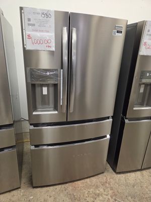 1580 1K52583719-GRMC2273CF Frigidaire Gallery® 36 in. 21.5 Cu. Ft. Smudge-Proof® Stainless Steel Counter Depth French Door Refrigerator