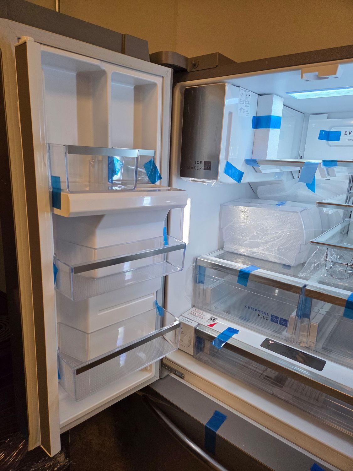 1579 4A54206290-GRFS287DAF Frigidaire Gallery 36" 28 Cu. Ft. Stainless Steel French Door Refrigerator