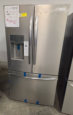 1579 4A54206290-GRFS287DAF Frigidaire Gallery 36" 28 Cu. Ft. Stainless Steel French Door Refrigerator