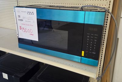 1555 KG53503325-FMOS1746BS Frigidaire® 1.7 Cu. Ft. Stainless Steel Over The Range Microwave