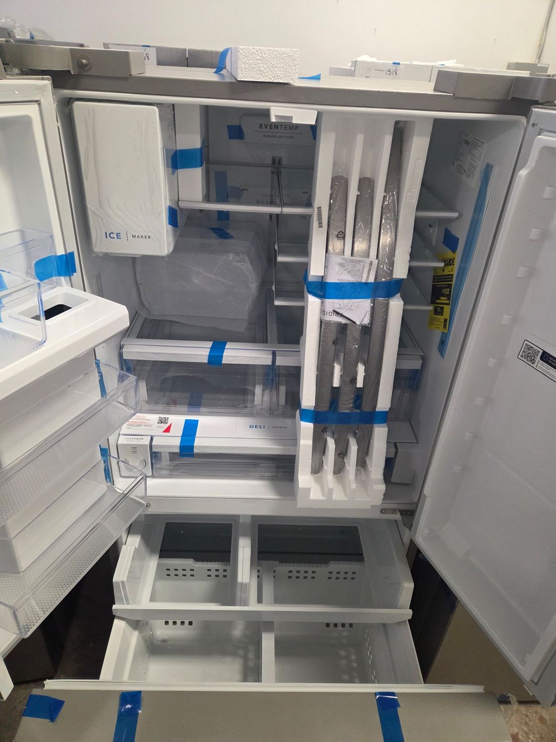 1560 4A53515226-FRFS2823AS Frigidaire® 36 in. 27.8 Cu. Ft. Stainless Steel French Door Refrigerator