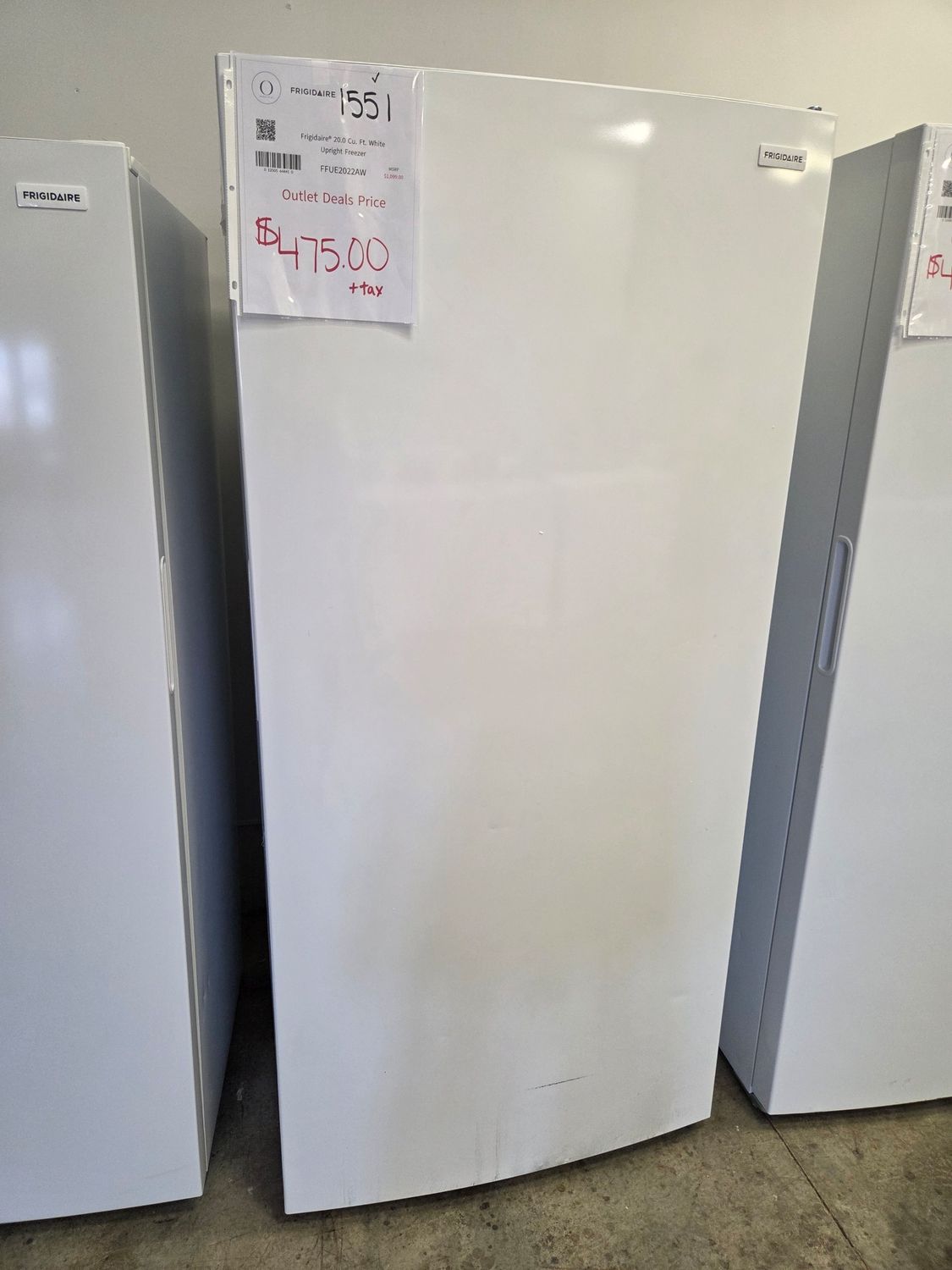 1551 BB53614885-FFUE2022AW Frigidaire® 20.0 Cu. Ft. White Upright Freezer