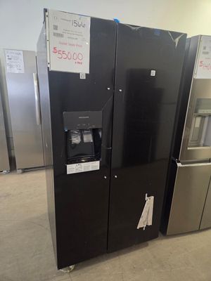 1566 4A53108848-FRSS2623AB Frigidaire® 36 in. 25.6 Cu. Ft. Black Side-by-Side Refrigerator