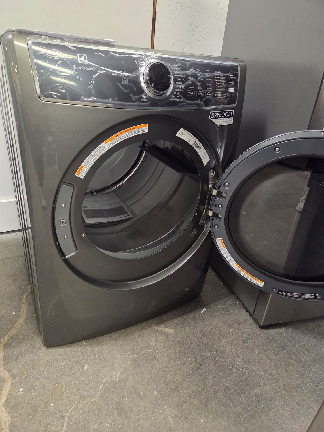 1585 ELFE7637AT Electrolux 8.0 Cu. Ft. Titanium Electric Dryer 4D60505653