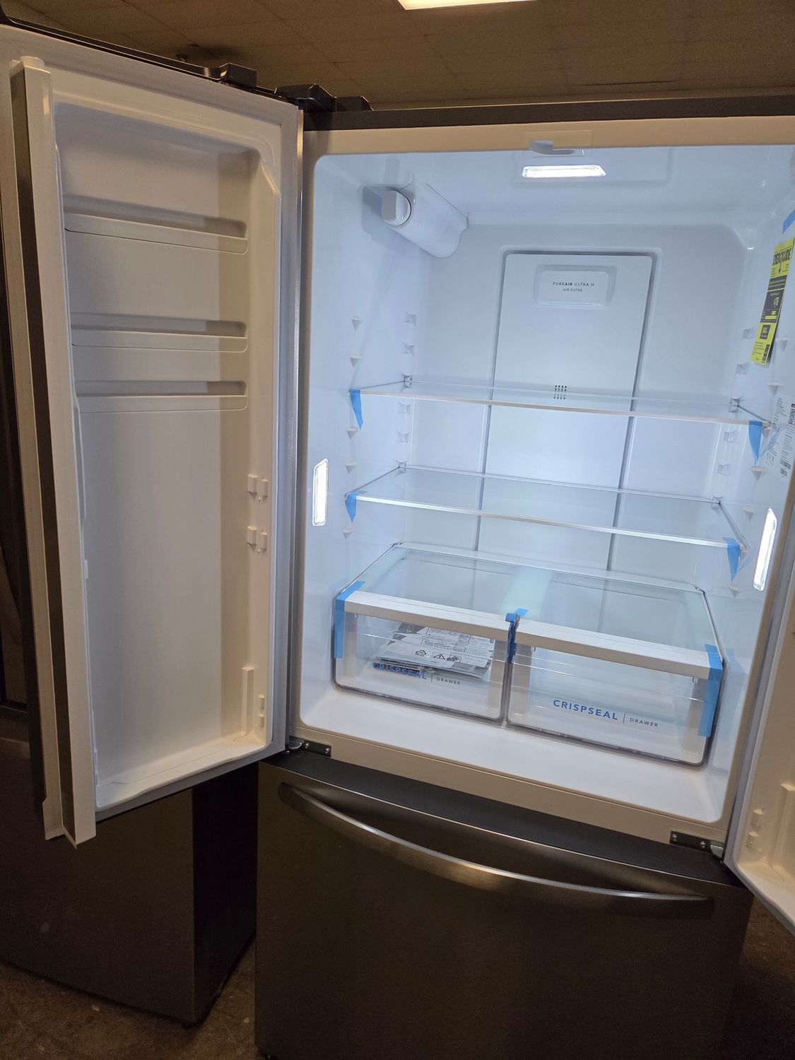 1607 FRFG1723AV Frigidaire® 32 in. 17.6 Cu. Ft. Brushed Steel Counter-Depth French Door Refrigerator  1K54772067